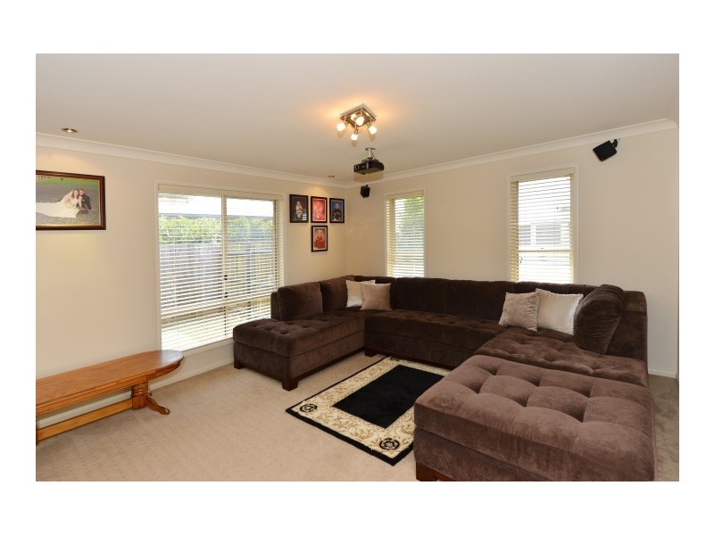 19 Ashford Drive, Wyreema QLD 4352