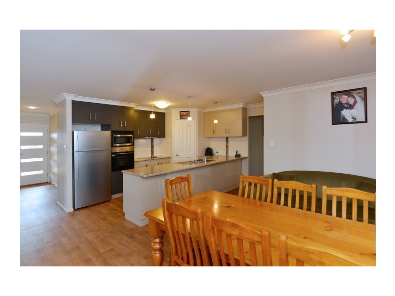 19 Ashford Drive, Wyreema QLD 4352