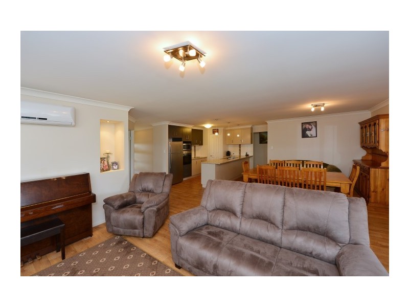 19 Ashford Drive, Wyreema QLD 4352