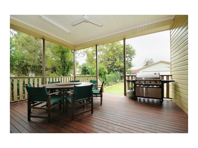 14 Bernard Street, Newtown QLD 4350