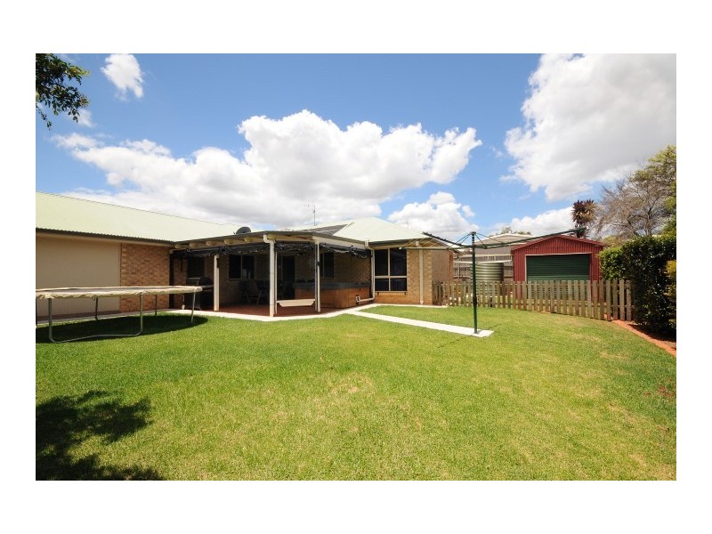 12 Todwana Court, Glenvale QLD 4350