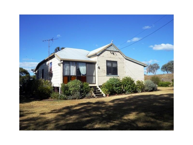 209 Felton Homestead Rd, Felton QLD 4358