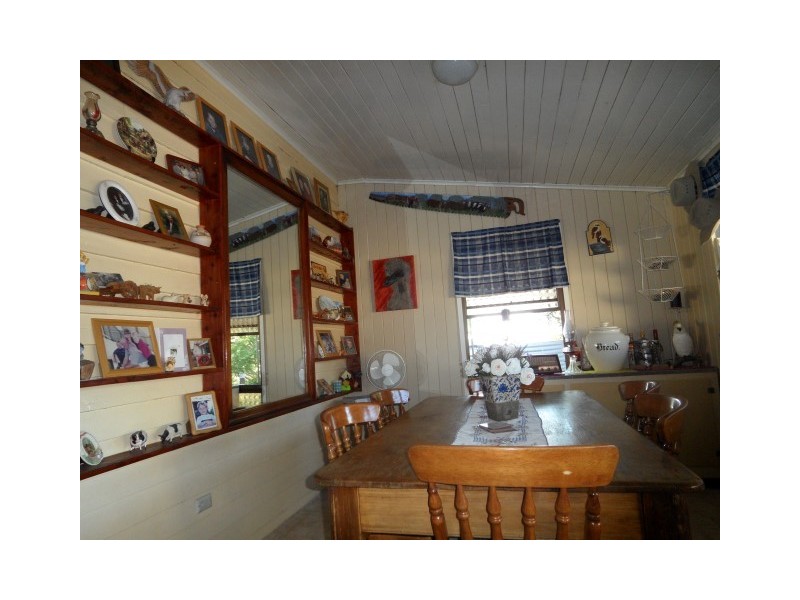 209 Felton Homestead Rd, Felton QLD 4358