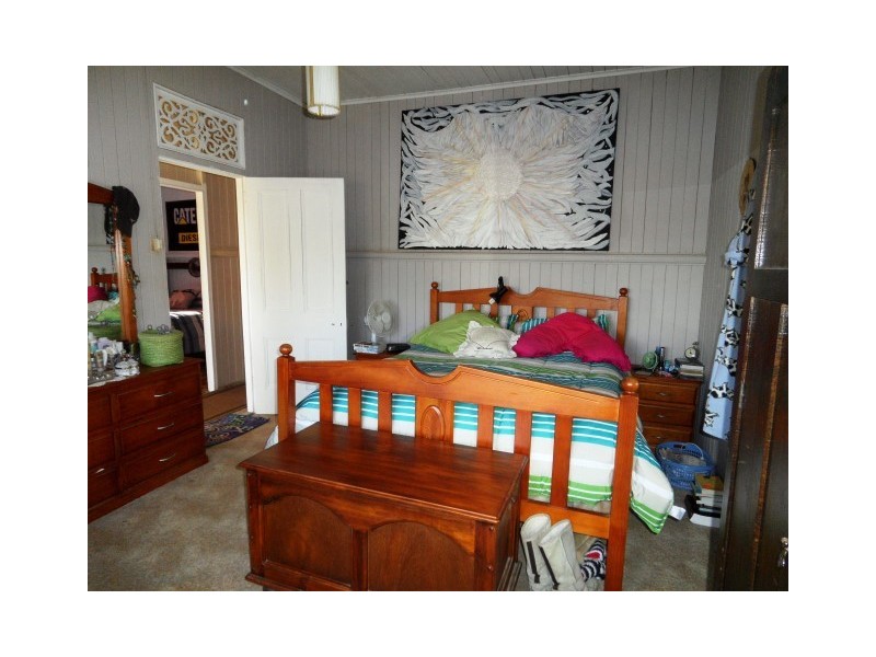 209 Felton Homestead Rd, Felton QLD 4358