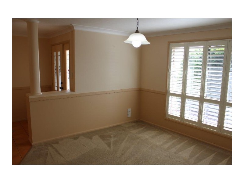 576 Hume Street, Middle Ridge QLD 4350