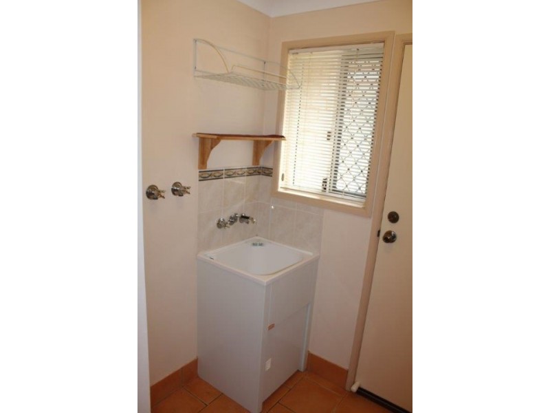 576 Hume Street, Middle Ridge QLD 4350