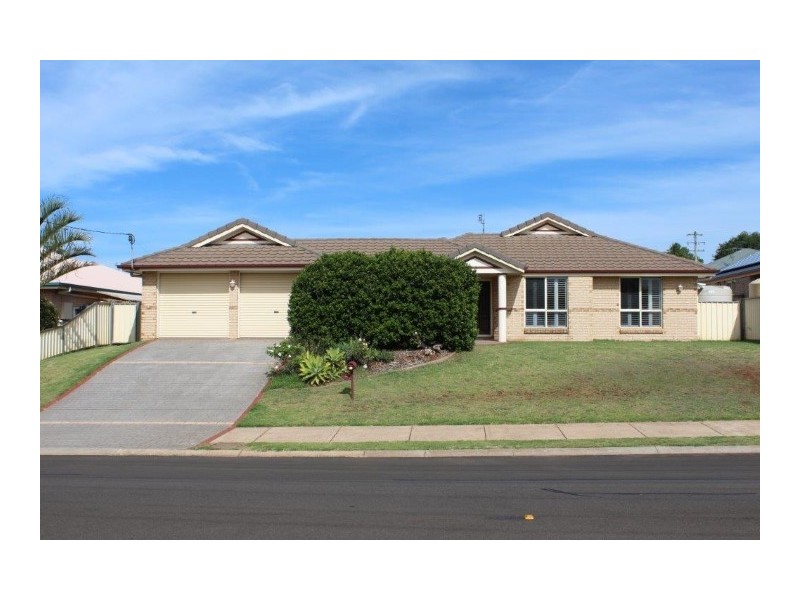 576 Hume Street, Middle Ridge QLD 4350