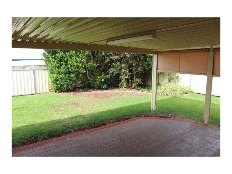 576 Hume Street, Middle Ridge QLD 4350