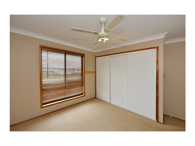 1 Keats Court, Westbrook QLD 4350