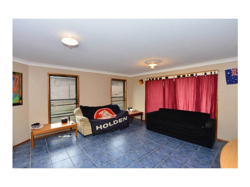 1 Keats Court, Westbrook QLD 4350