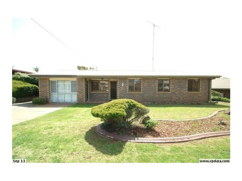 3 Kratzman Court, Kearneys Spring QLD 4350