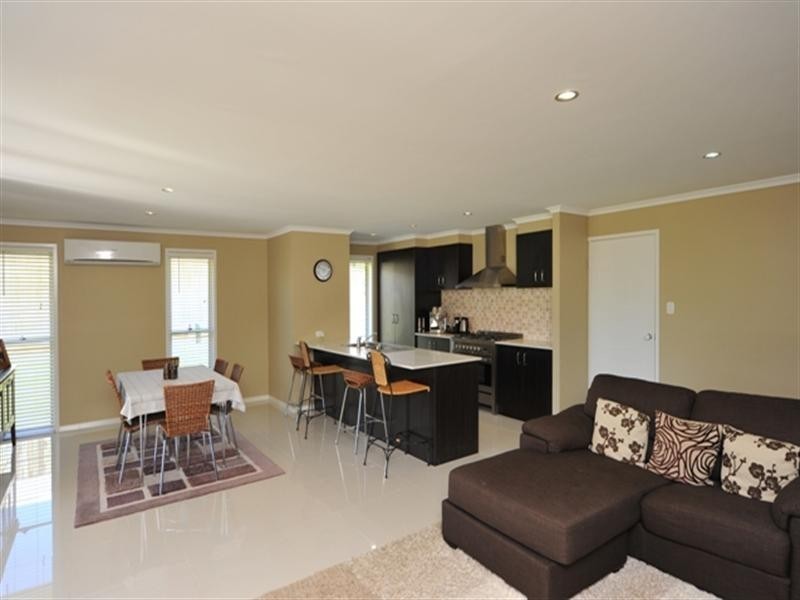 28 Sommariva Street, Westbrook QLD 4350