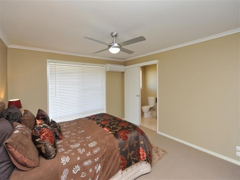 28 Sommariva Street, Westbrook QLD 4350