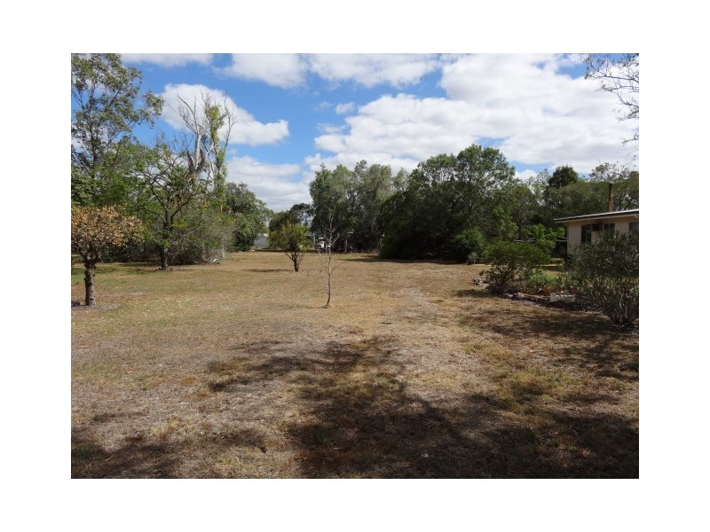 37 Madelaine Street, Brookstead QLD 4364