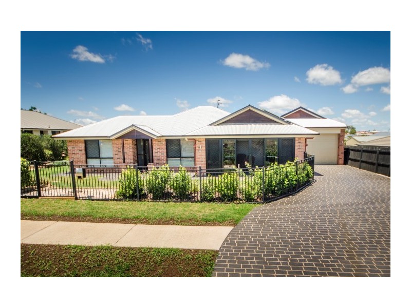 52 Shoesmith Road, Westbrook QLD 4350