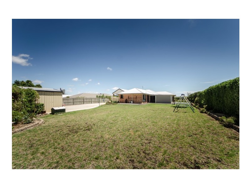 52 Shoesmith Road, Westbrook QLD 4350