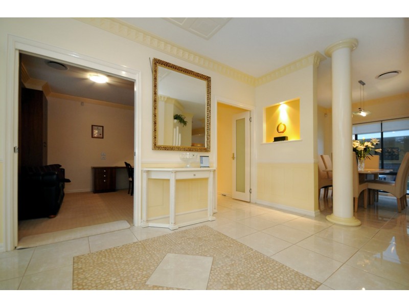 18 Caithness Court, Middle Ridge QLD 4350
