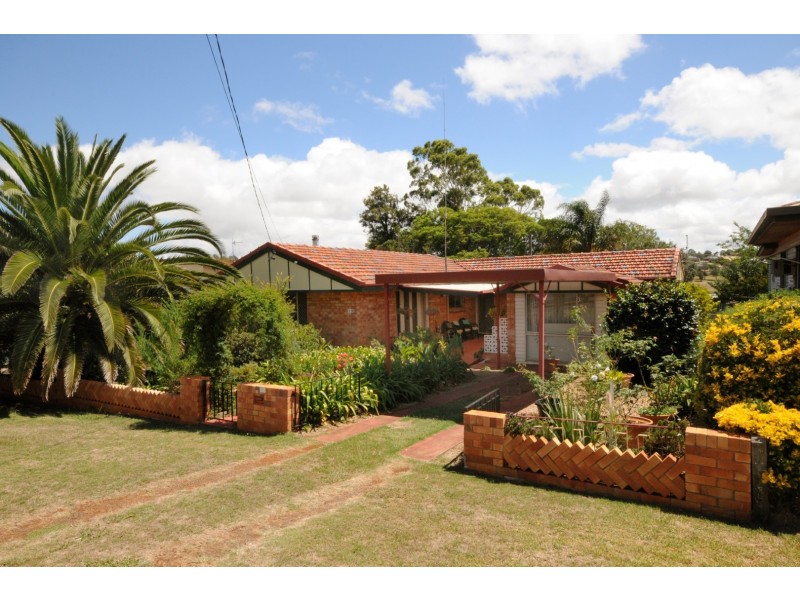 19 Tynedale Avenue, Newtown QLD 4350