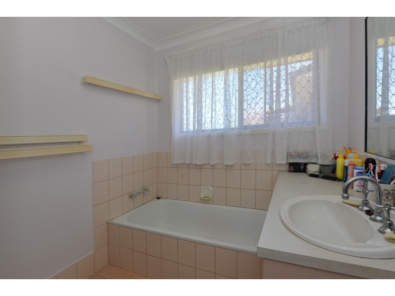 579 Greenwattle Street, Glenvale QLD 4350