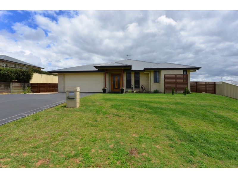 7 Carla Crescent, Westbrook QLD 4350