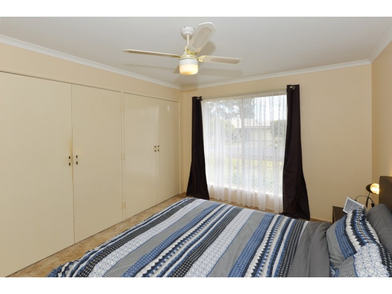 2 Albion Street, Kearneys Spring QLD 4350