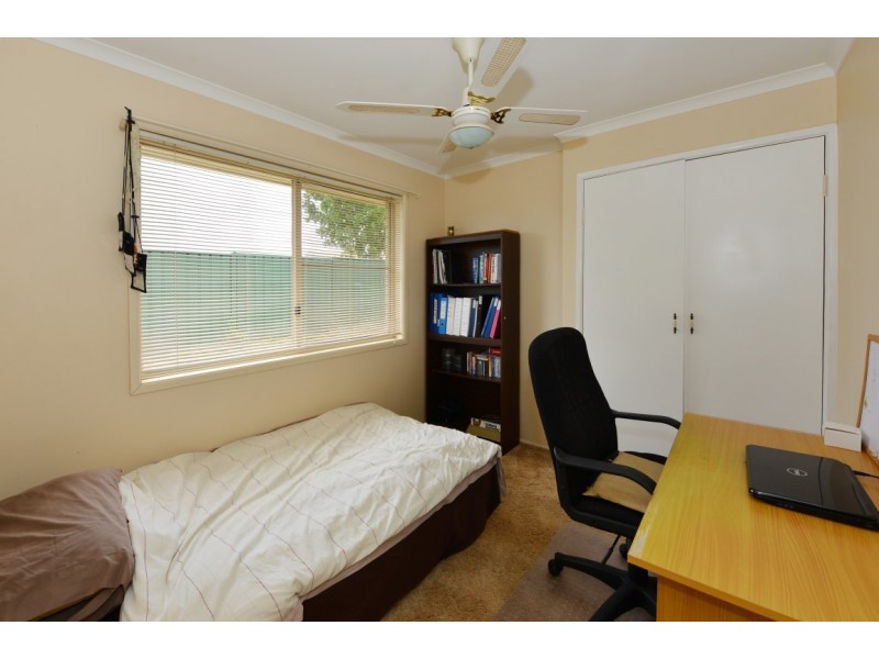 2 Albion Street, Kearneys Spring QLD 4350