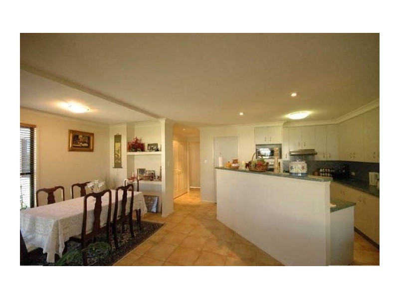 13 Olympus Court, Middle Ridge QLD 4350