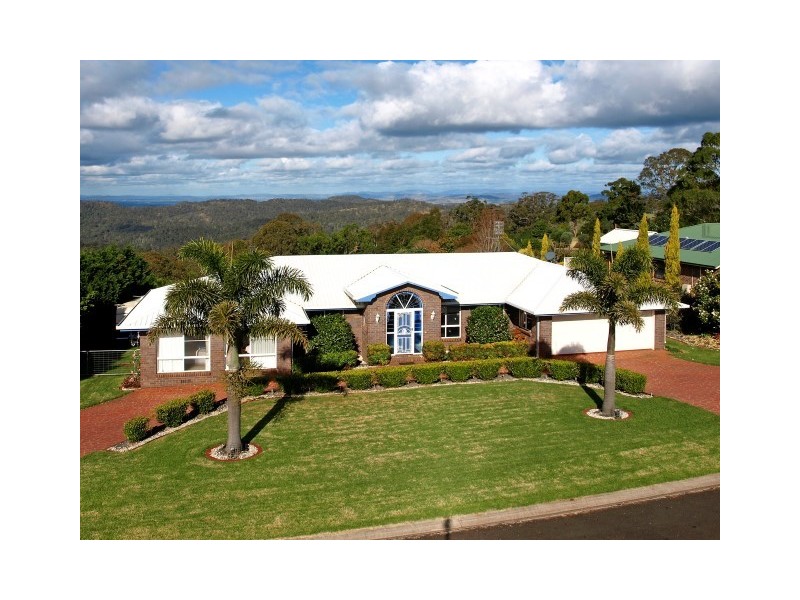 6 Hull Court, Highfields QLD 4352