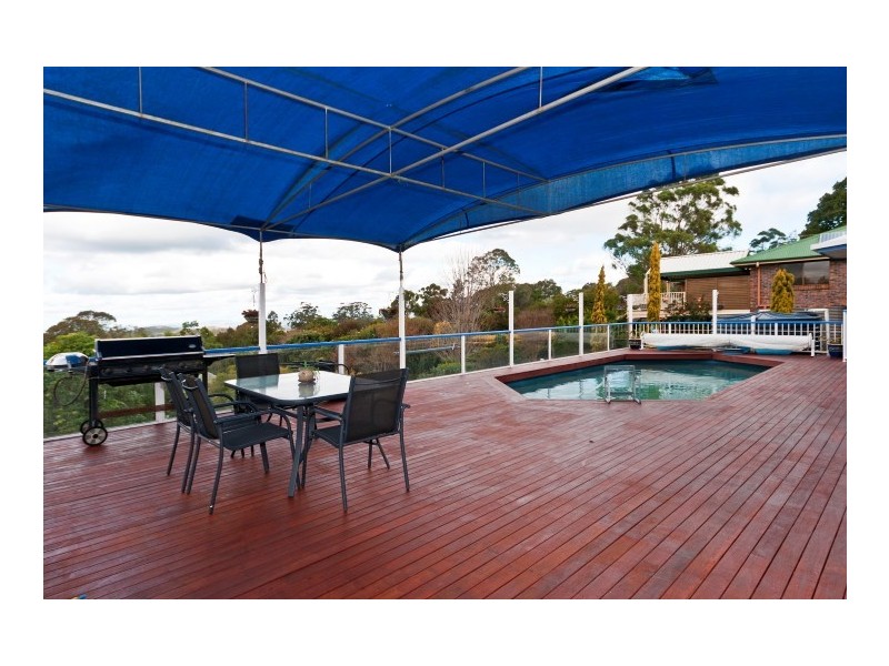 6 Hull Court, Highfields QLD 4352