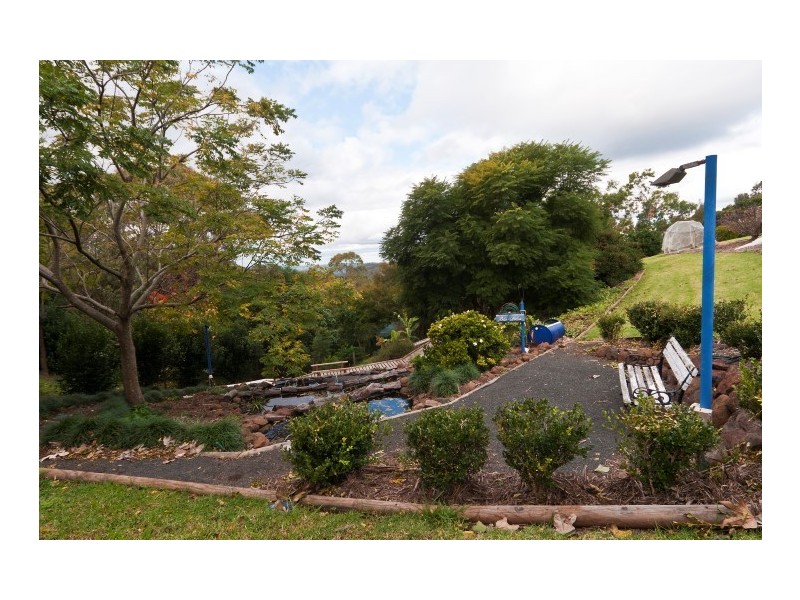 6 Hull Court, Highfields QLD 4352