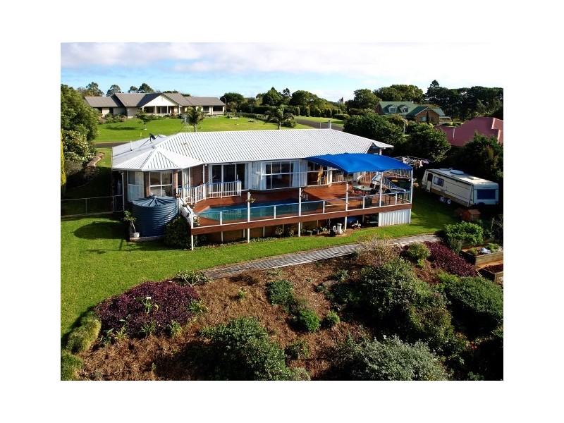 6 Hull Court, Highfields QLD 4352