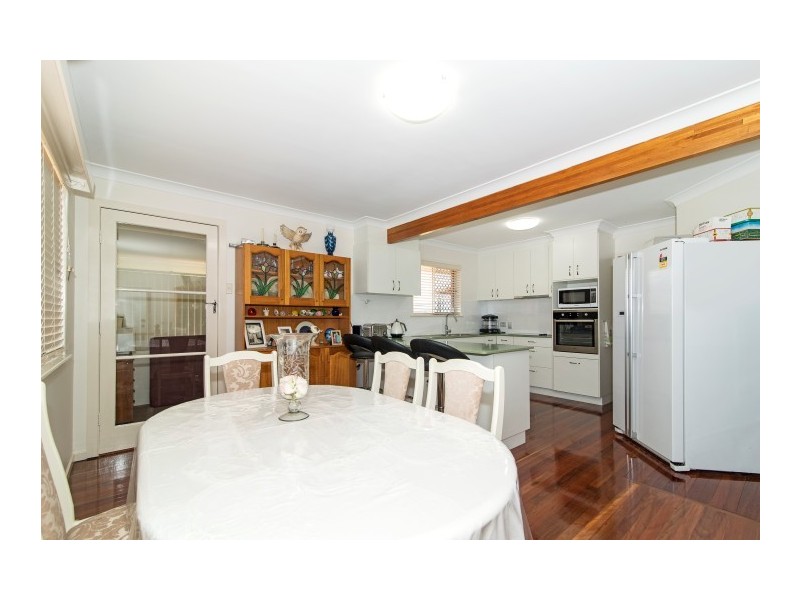 2 Whitefriars Street, Rockville QLD 4350