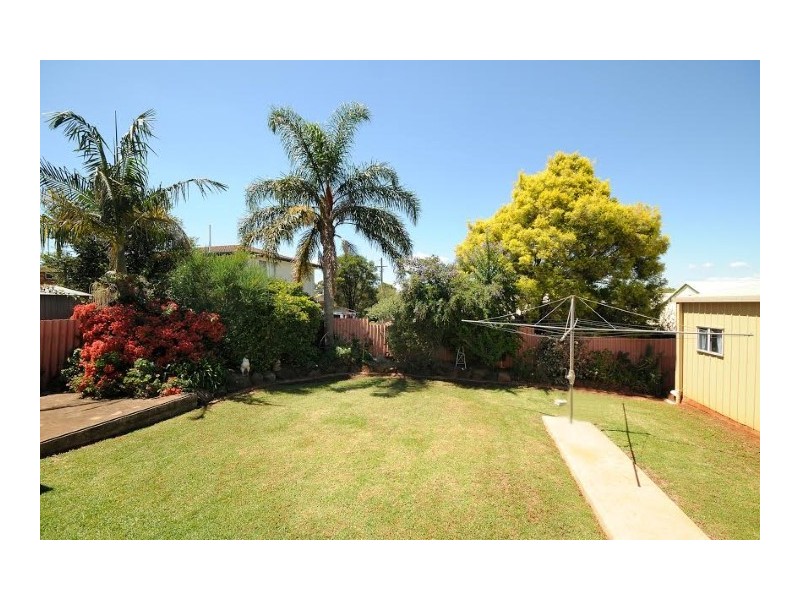 16 Brown Street, Rockville QLD 4350