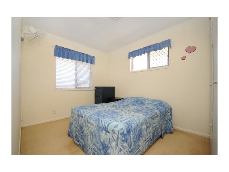 16 Brown Street, Rockville QLD 4350