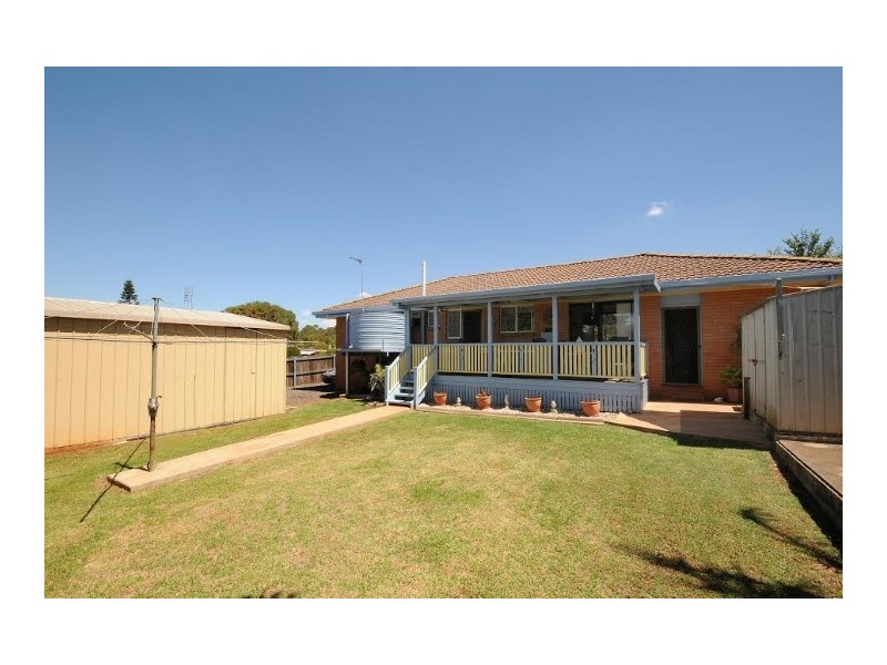 16 Brown Street, Rockville QLD 4350