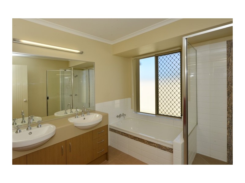 48 Whitman Street, Westbrook QLD 4350