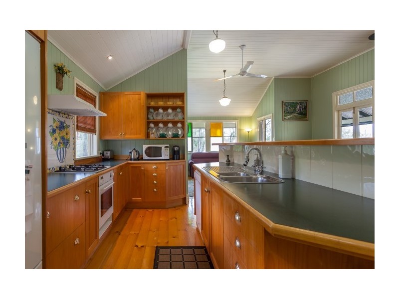 134 Sandy Creek Road, Grantham QLD 4347