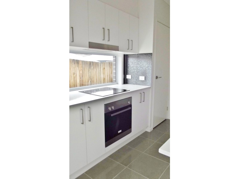 1/2 Coverack Street, Highfields QLD 4352