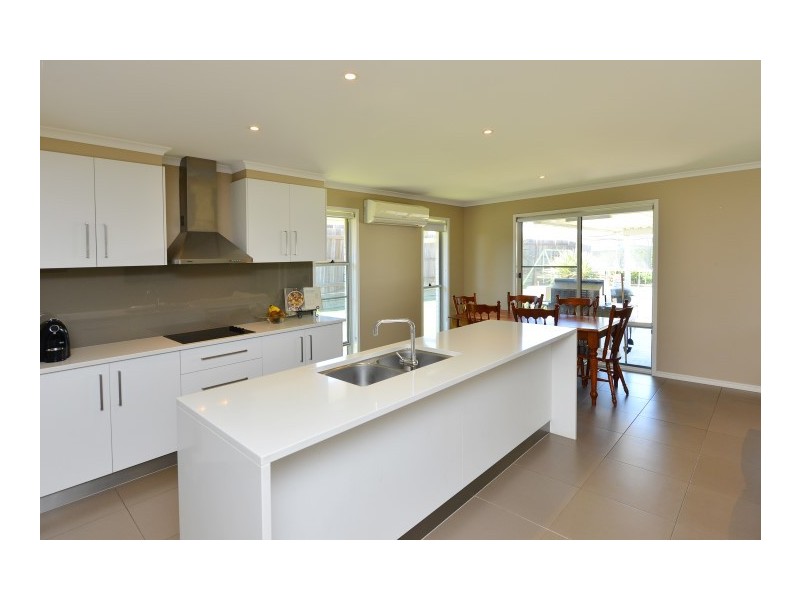 56 Whitman Street, Westbrook QLD 4350