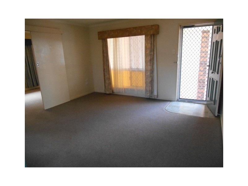 10/335 West Street, Harristown QLD 4350