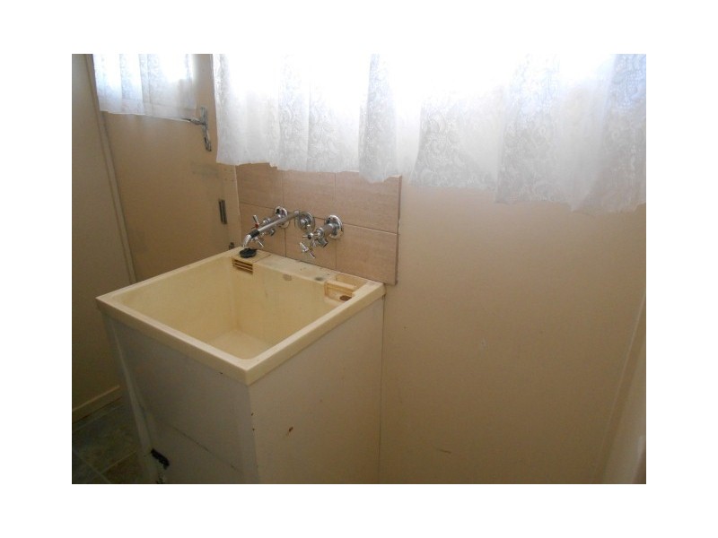 10/335 West Street, Harristown QLD 4350