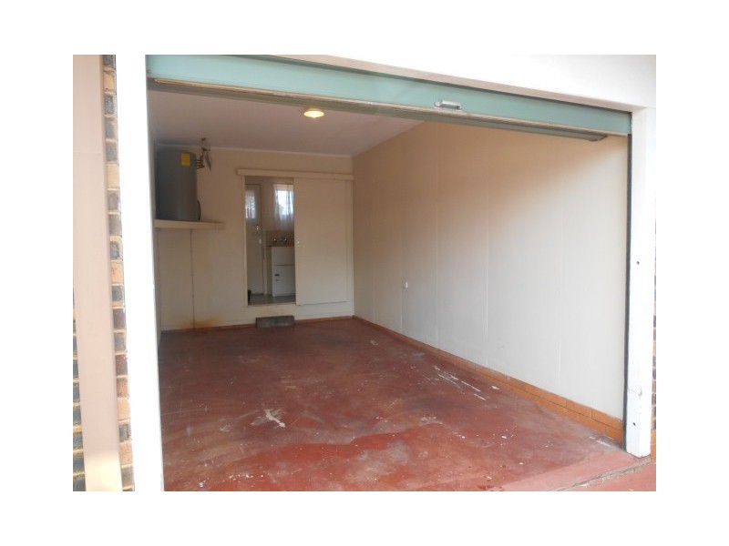 10/335 West Street, Harristown QLD 4350