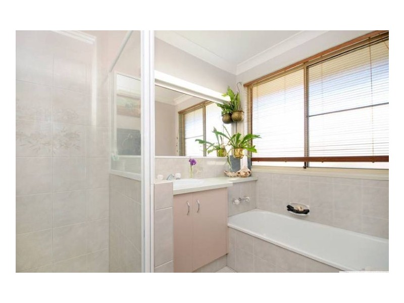 35 Seppelt Street, Wilsonton Heights QLD 4350