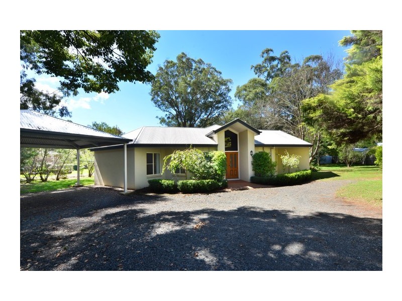 30 Highfields Road, Highfields QLD 4352