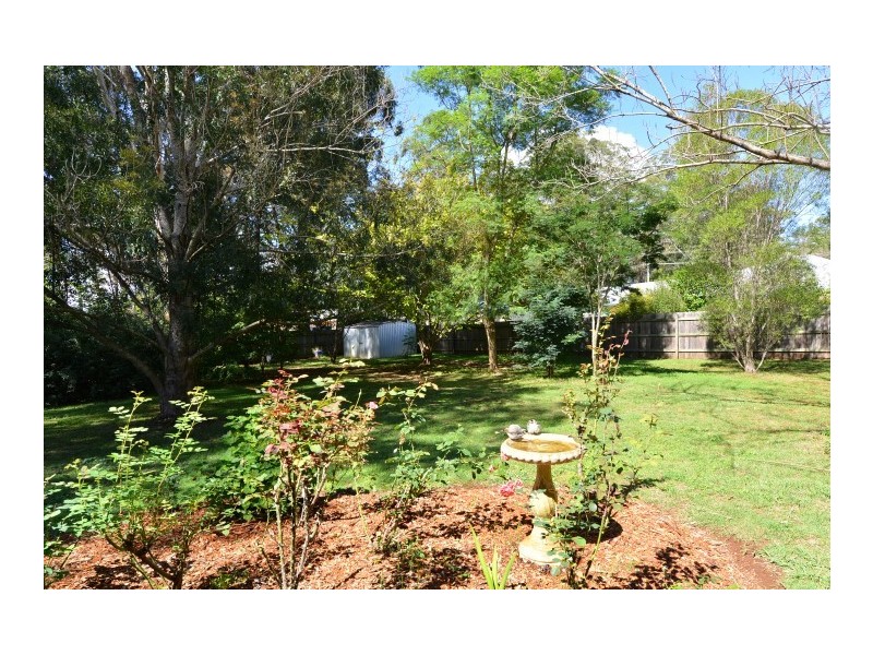 30 Highfields Road, Highfields QLD 4352