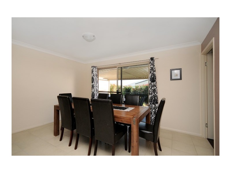 17 Woodville Court, Wyreema QLD 4352