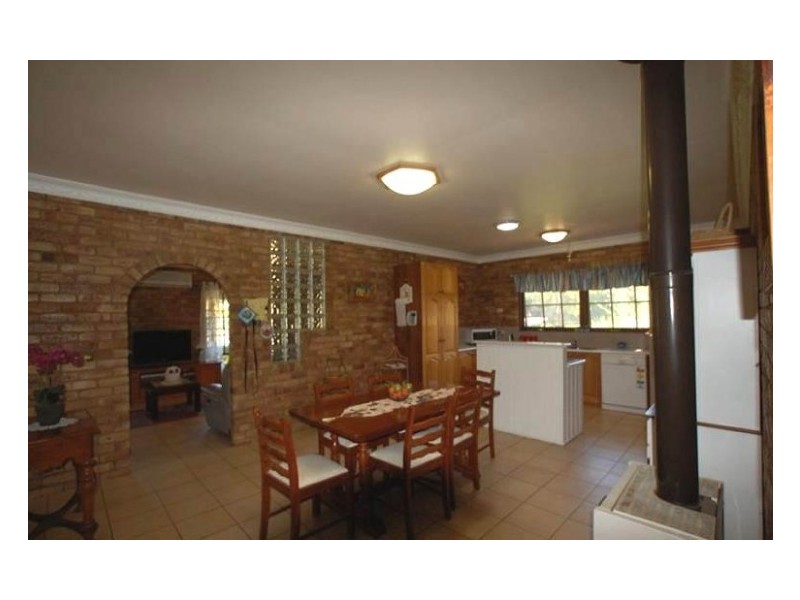 10 Prowse Street, Rockville QLD 4350