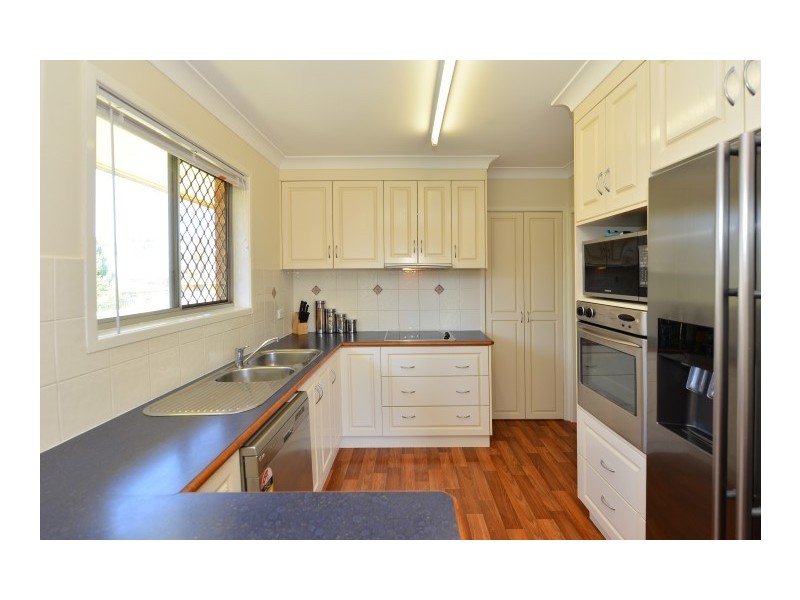 4 Koala Street, Harristown QLD 4350