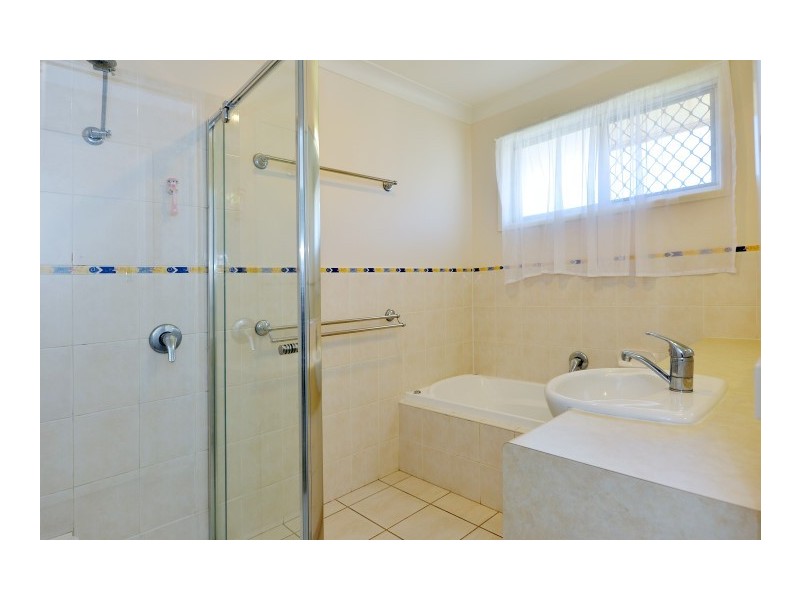 4 Koala Street, Harristown QLD 4350