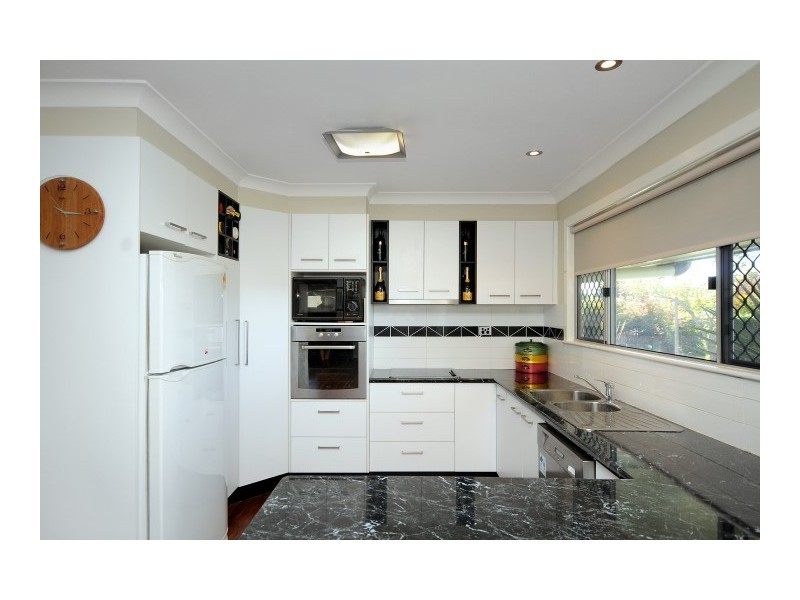 3 McHardy Street, Centenary Heights QLD 4350